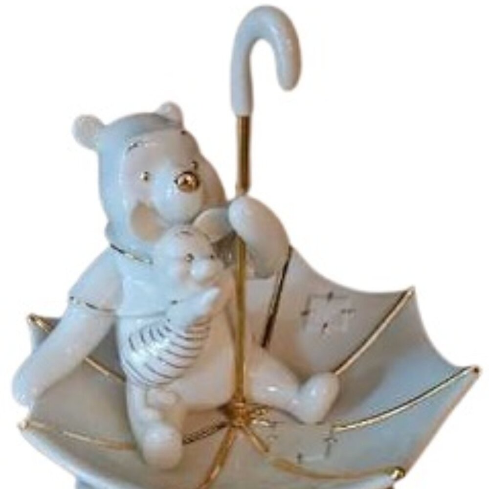 Rare Disney Lenox Winnie the Pooh Figurine "A Blustery Day" with Papers